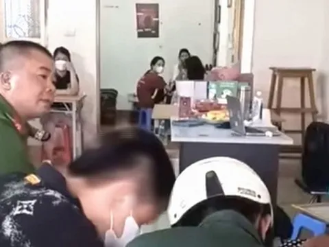 Công an vào cuộc vụ nhóm "bông hồng đen" lấy hơn 400 mẫu máu của học sinh