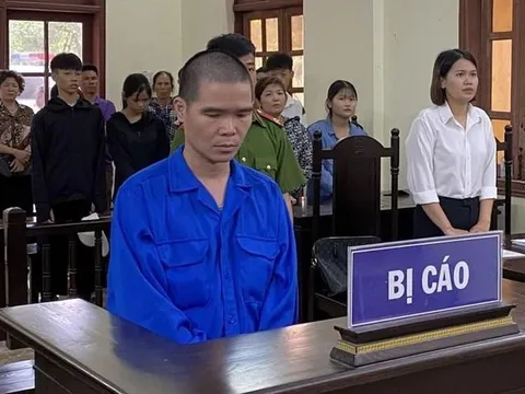 Án tù cho gã đàn ông bạo hành vợ đang mang bầu