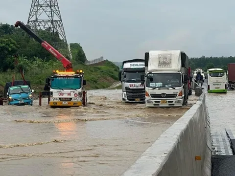 Xử lý triệt để tình trạng ngập tại cao tốc Phan Thiết - Dầu Giây
