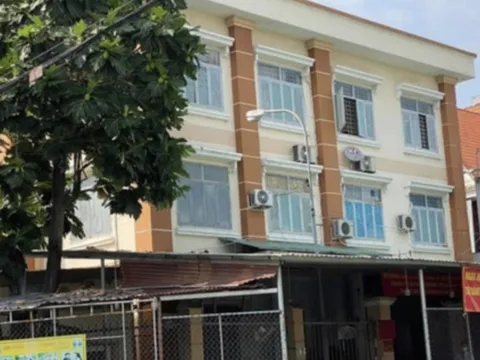 13 cựu công an phường hầu tòa vì yêu cầu người vi phạm "chung chi"
