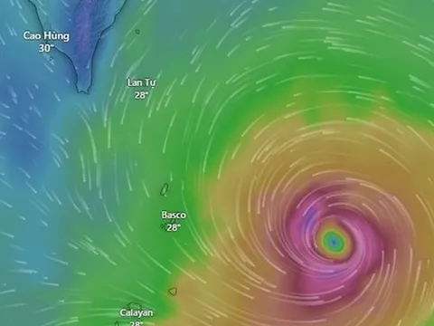 Xuất hiện bão gần Biển Đông