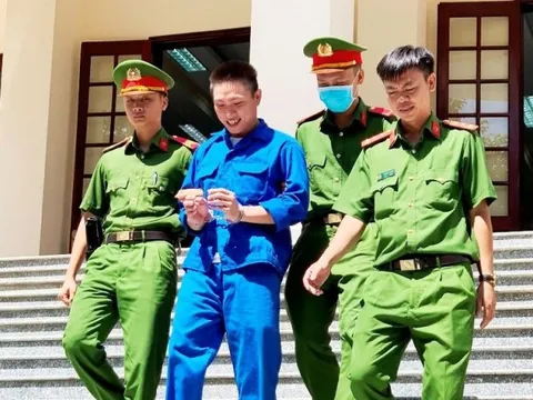 Lãnh án chung thân vì vận chuyển gần 1kg ma túy
