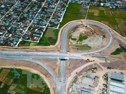 Cận cảnh cao tốc Bắc Nam đoạn Nghi Sơn - Diễn Châu trước ngày thông xe