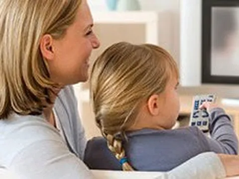 Xem phim cùng con, người mẹ có hành động khiến bác sĩ tâm lý nói: Sẽ không bao giờ xảy ra tại nước ngoài