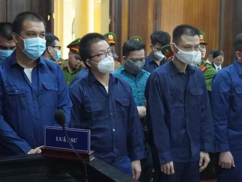 Diễn biến phiên xét xử 13 cựu cán bộ công an vi phạm vụ thả đối tượng mua bán, sử dụng ma túy