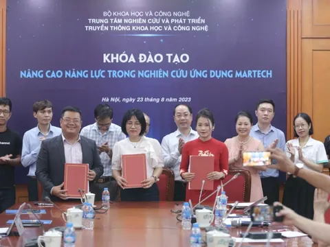 Giúp doanh nghiệp khởi nghiệp bắt kịp xu hướng Martech