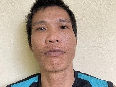 Bắt đối tượng nhận làm “sổ đỏ” trên Facebook để lừa đảo
