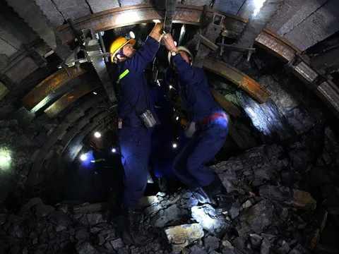 Thủ tướng yêu cầu tập trung khắc phục hậu quả vụ tai nạn hầm lò nghiêm trọng tại Quảng Ninh