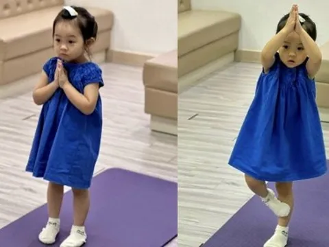 Khoảnh khắc siêu cưng của ái nữ nhà Cường Đô La tập tành yoga, nhìn biểu cảm nghiêm túc mà netizen bật cười