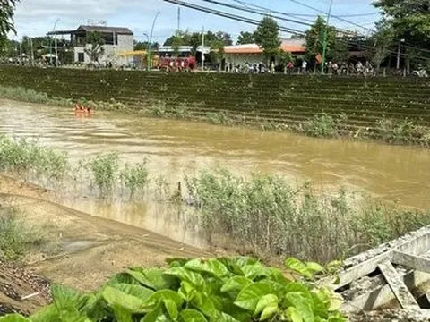 Tìm thấy thi thể nạn nhân sau gần 2 ngày rơi xuống sông mất tích