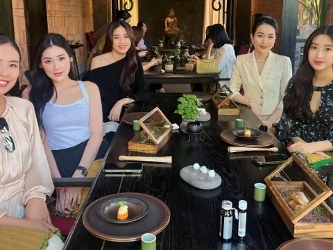 Đỗ Mỹ Linh lần đầu lộ diện bên dàn hậu sau khi sinh con gái, nhan sắc gây chú ý