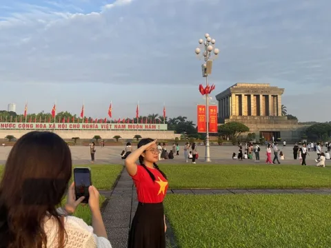 Thiêng liêng lễ thượng cờ, chào cờ tại Quảng trường Ba Đình dịp 2/9