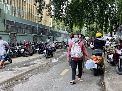 Kết luận của Ban cán sự đảng UBND TP HCM liên quan thu phí vỉa hè
