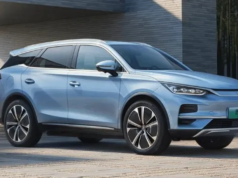 Hãng xe điện chuẩn bị xây nhà máy tại Việt Nam ra mắt SUV điện phiên bản 2023 gây sốt: Kích thước tương đồng VinFast VF 8, phạm vi 600 km, giá khởi điểm điều chỉnh giảm hàng trăm triệu đồng