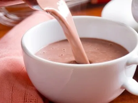 Đều đặn mỗi ngày uống cốc nước này sẽ đem lại cho cơ thể 8 lợi ích không kém gì thuốc bổ