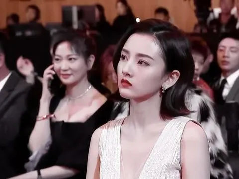 Tống Tổ Nhi bắt đầu bị cấm sóng, bị 5 đài lớn xóa tên, 20 nhãn hàng quay lưng