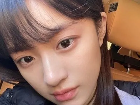 Nàng thơ thế hệ mới xứ Hàn đẹp mướt mắt nhờ dưỡng da 7 bước