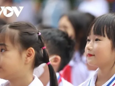 Trường học ở Hà Nội được phép thu những khoản nào đầu năm học?