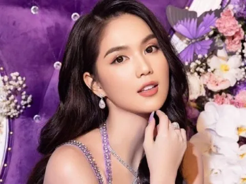 "Nữ hoàng nội y" Ngọc Trinh gia nhập hội mẹ bỉm sữa?