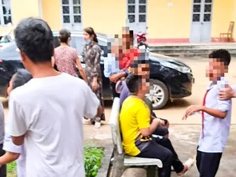 Nổ bóng bay ngày khai giảng, 7 học sinh nhập viện