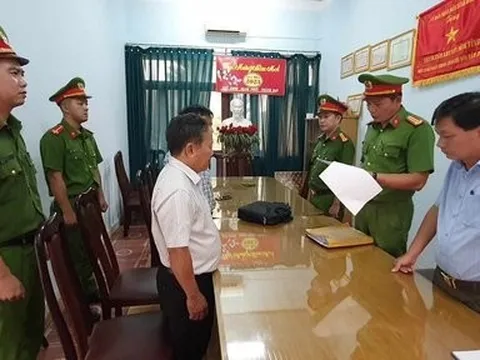 Đắk Lắk: 10 cán bộ, nguyên cán bộ bị khởi tố vì “bắt tay” tham ô tài sản