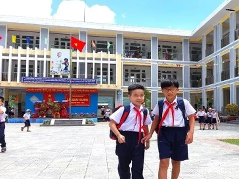 Cận cảnh trường gần 25 tỷ đồng phụ huynh phản đối sáp nhập, hàng chục học sinh không được đi học