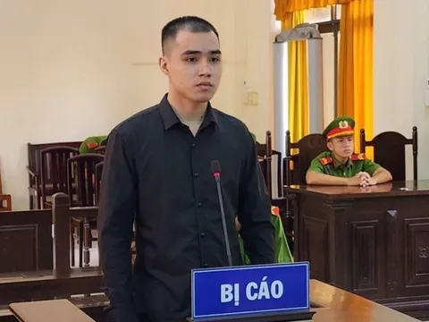 Lãnh 08 năm tù vì dùng dao tấn công người khác do nghi ngờ lấy điện thoại