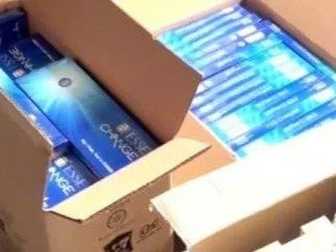 Tp.Đà Nẵng: Xóa sổ đường dây thuốc lá lậu, thu giữ 2.600 bao