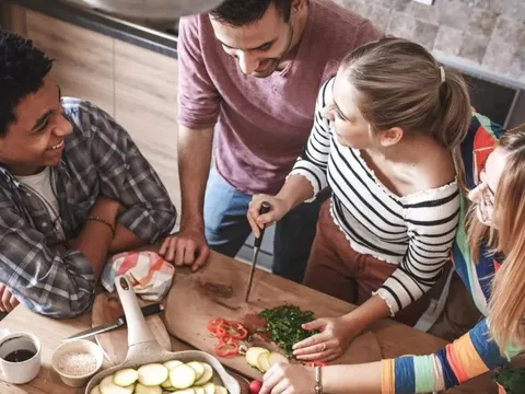 Ung thư dưới 50 tuổi tăng vọt gần 80%: Bác sĩ gọi tên 5 nguyên nhân