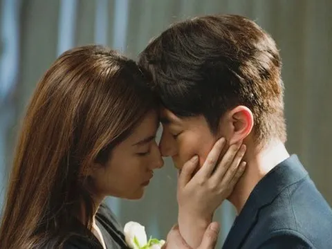 Lưu Diệc Phi một ngày hôn 2 bạn diễn nam