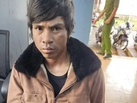 Xử lý kẻ đâm bạn nhậu trọng thương vì đòi điện thoại không được