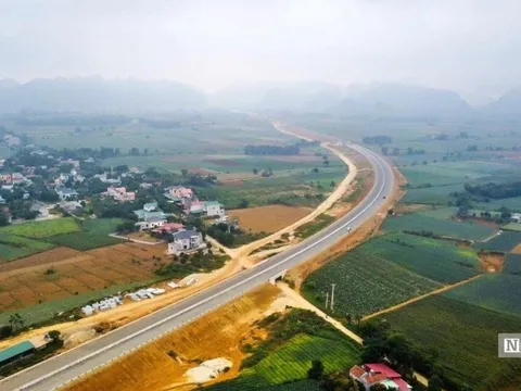 Chỉ mất hơn 3 giờ để đi từ Hà Nội vào Nghệ An nhờ thông tuyến cao tốc