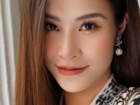 Đông Nhi nói về scandal của bản thân