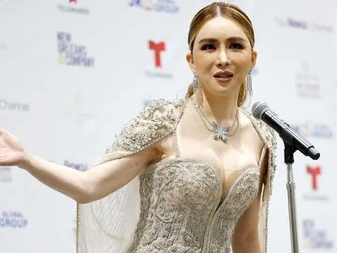 Tỷ phú chuyển giới lên tiếng việc Miss Universe 2023 bị hủy bỏ vì vỡ nợ