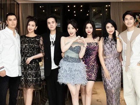 Vừa phủ nhận hẹn hò, Việt Anh và Quỳnh Nga lộ ảnh tổ chức sinh nhật chung