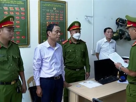 Khởi tố Chủ tịch UBND và một công chức xã ở Thái Bình