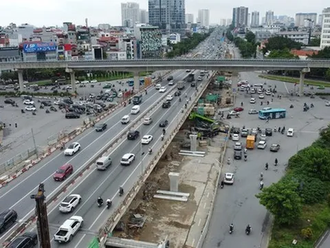 Sau 5 tháng rào đường thi công, hiện trạng cầu vượt thép Mai Dịch ra sao?
