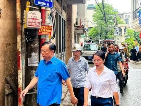 Bí thư Hà Nội yêu cầu điều tra nguyên nhân vụ cháy chung cư mini