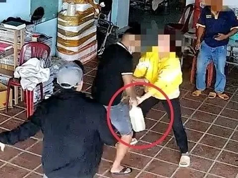 Bình Thuận: Hai con trai mang can xăng đe dọa giết mẹ và anh ruột