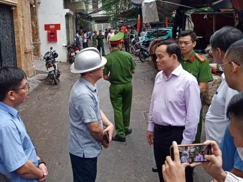 Phó Thủ tướng Trần Lưu Quang chỉ đạo khắc phục hậu quả vụ cháy chung cư tại Hà Nội