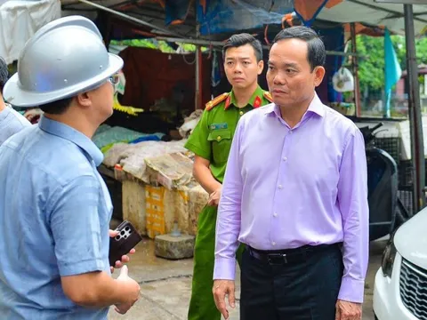 Phó Thủ tướng, Bí thư Hà Nội kiểm tra hiện trường vụ cháy chung cư mini