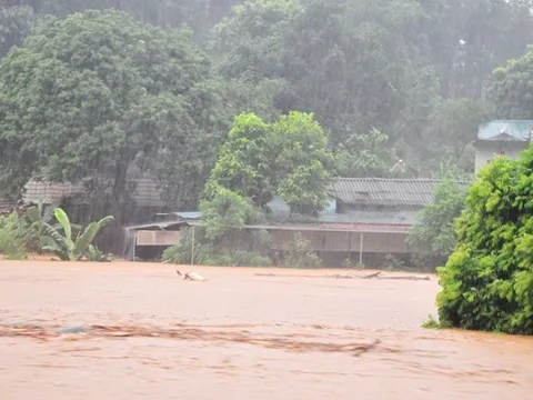 Thủ tướng yêu cầu tập trung khắc phục hậu quả lũ quét tại Lào Cai và ứng phó mưa lũ ở miền núi, trung du Bắc Bộ