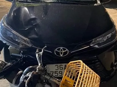 Uống rượu gây tai nạn chết người, tài xế ô tô kéo lê xe đạp bỏ chạy