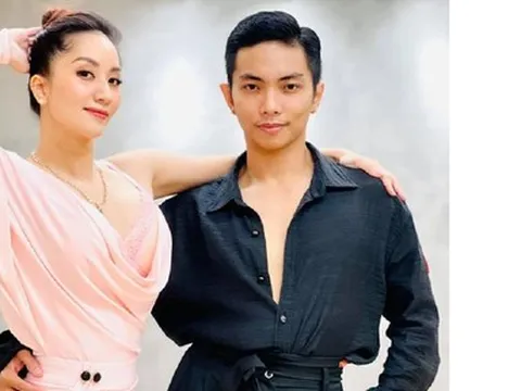 Chồng kém 12 tuổi của Khánh Thi lần đầu tiết lộ "nghề tay trái"