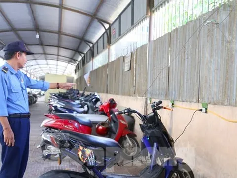 Nhiều chung cư ở Nghệ An bố trí điểm sạc xe điện riêng, có nơi cấm sạc qua đêm