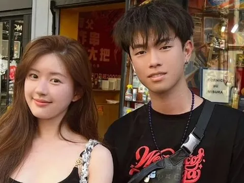 Triệu Lộ Tư tự tin chụp ảnh mặt mộc cùng fan trên đường phố Milan