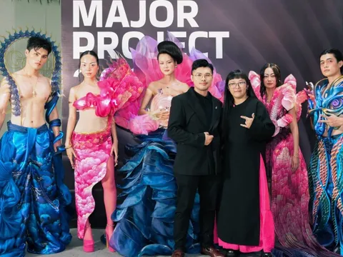 NTK Phan Anh Tuấn tự hào về thành tích của 3 học trò: "Bốn tháng làm việc cùng nhau, có lúc muốn gục ngã"