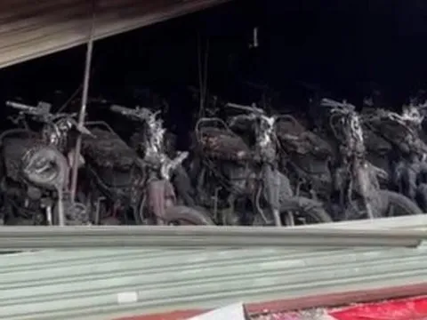Bình Dương: Làm rõ vụ cháy lớn thiêu rụi hàng trăm chiếc xe máy