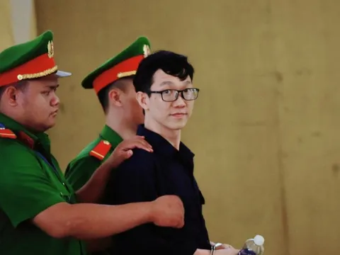 Vụ Nguyễn Phương Hằng và đồng phạm: Bị cáo Đặng Anh Quân khai gì tại tòa?