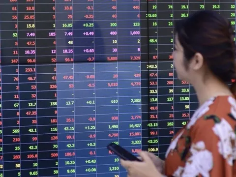 Phó Thủ tướng yêu cầu làm sạch dữ liệu về người giao dịch chứng khoán